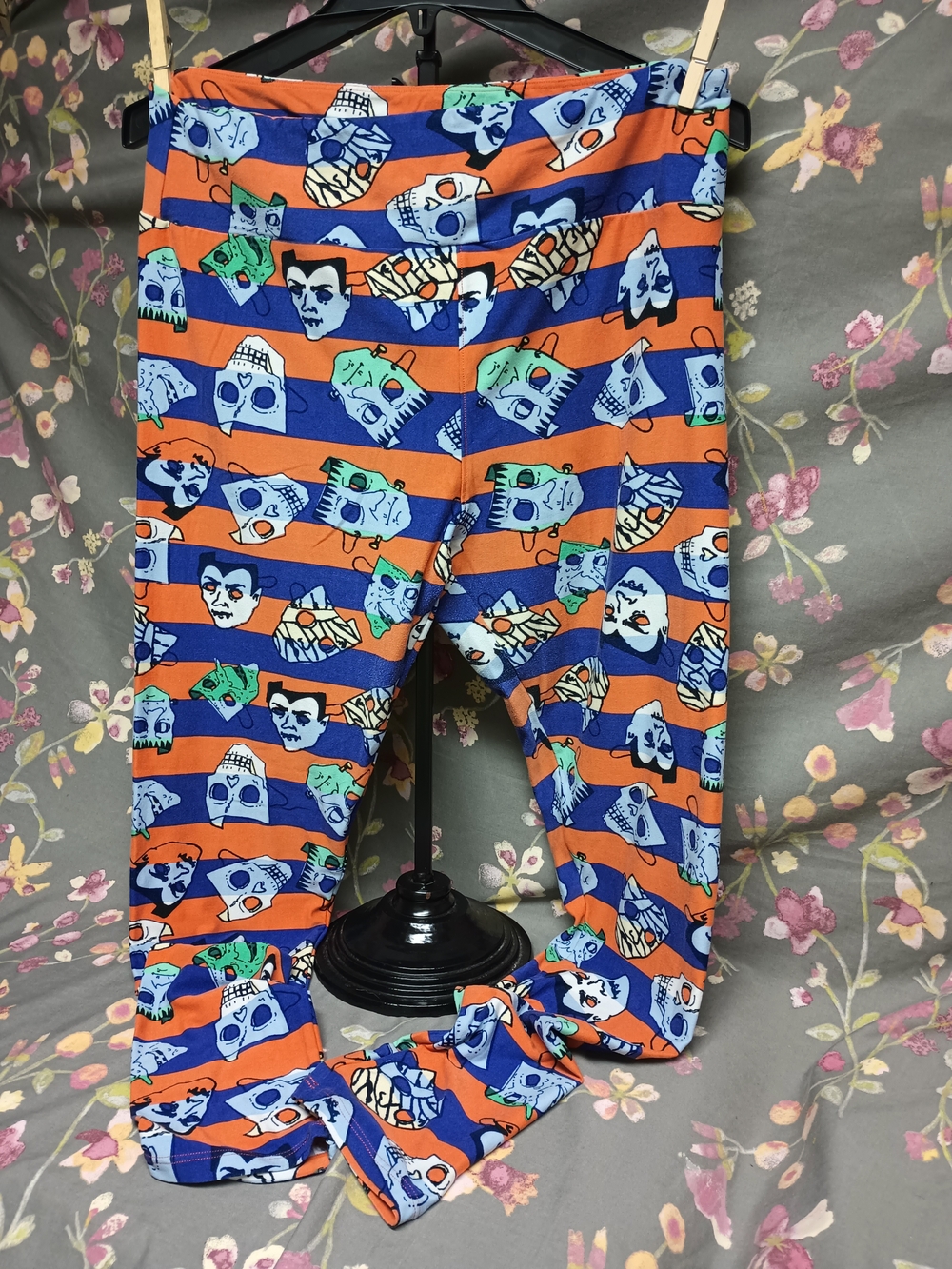 LuLaRoe Halloween Orange & Blue Monster Mask Leggings TC Tall & Curvy, 2X, XXL - Picture 1 of 3